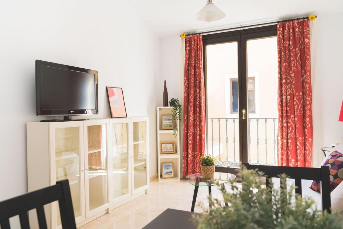 Centrico En Calle Carreteria - Apartament Màlaga
